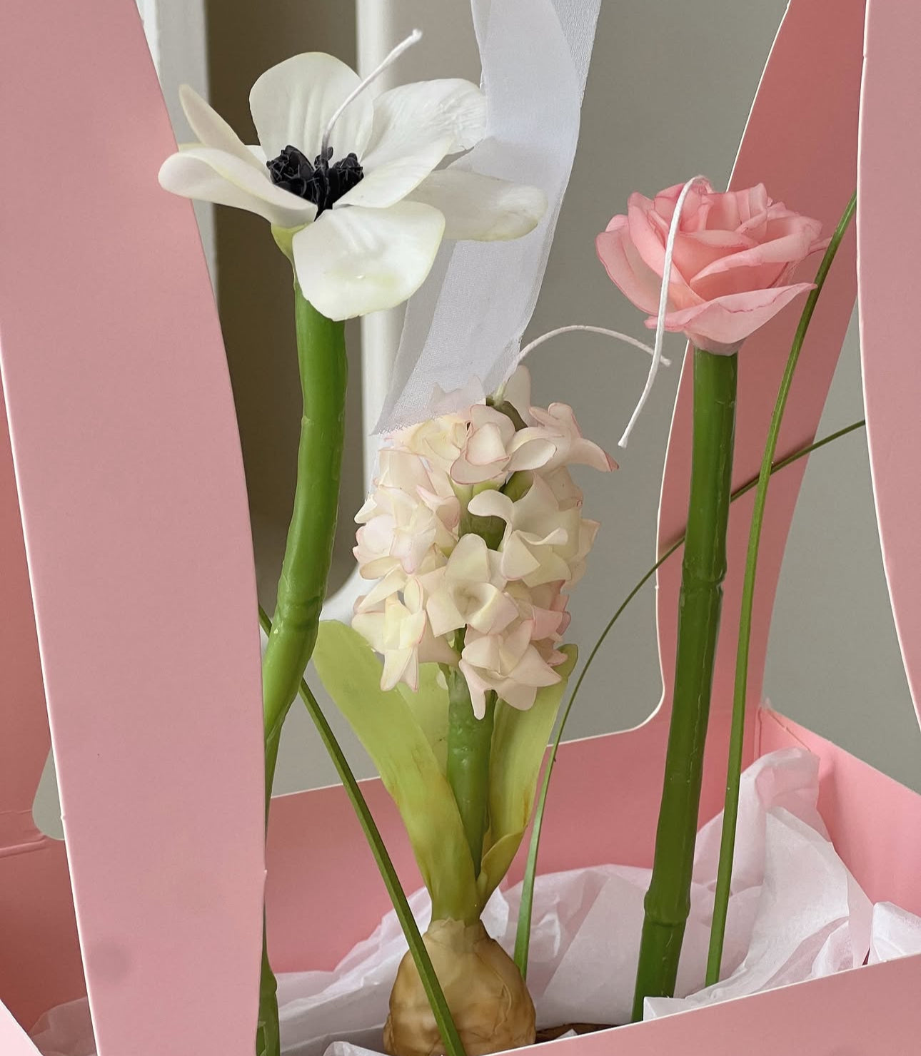 CNDLNYC | Real Flower Candle - Perfect Mother’s Day Gift for Her